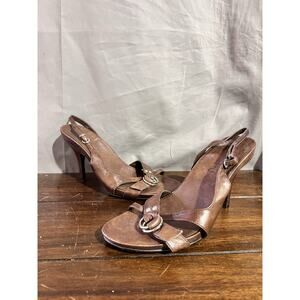 women's brown leather sandals from the brand Kenneth Cole Size 8.5 TG2014